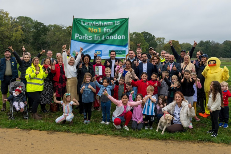 Brenda Dacres, Mayor of Lewisham, with councillors and group of children