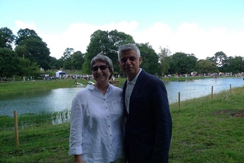 A photo of Councillor Chris Best and Sadiq Khan, standing in front of the lake at Beckenham Place Park
