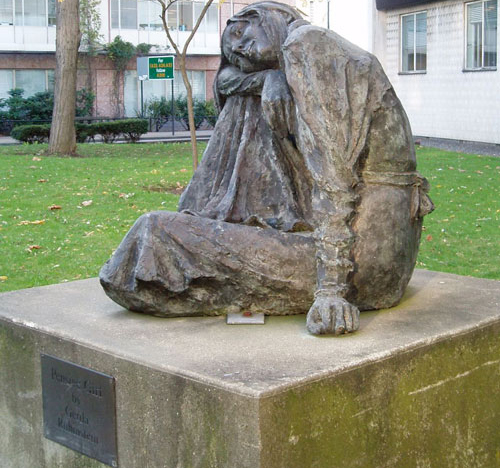 Pensive Girl sculpture in Catford
