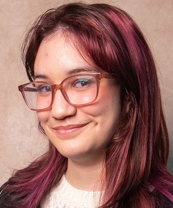 Stephianie Fernandes