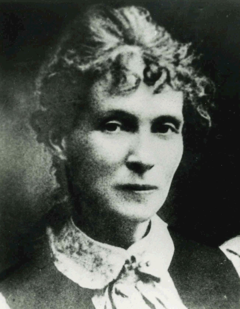 Portrait of Rachel McMillan